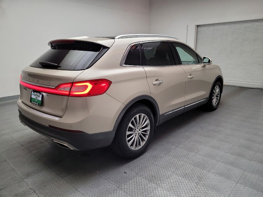 2017 Lincoln MKX in Downey, CA 90241 - 18097194 9