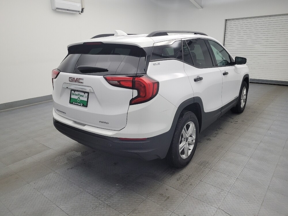 2020 GMC Terrain in Toledo, OH 43617 - 18097196 9
