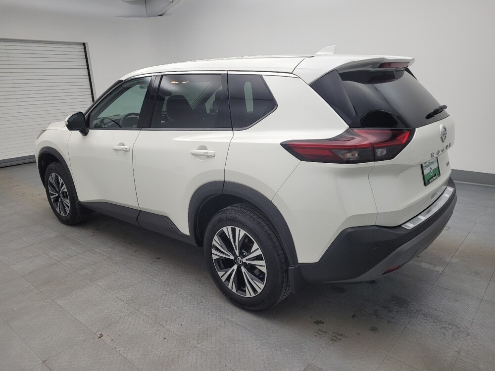 2021 Nissan Rogue in Fairfield, OH 45014 - 18097197 3