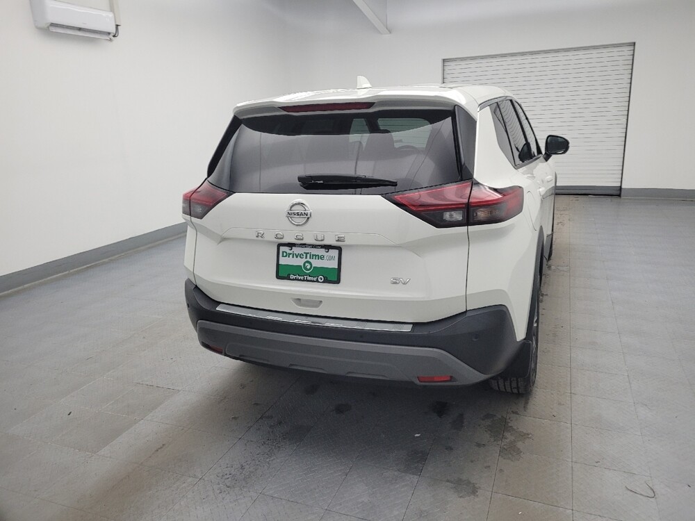 2021 Nissan Rogue in Fairfield, OH 45014 - 18097197 7