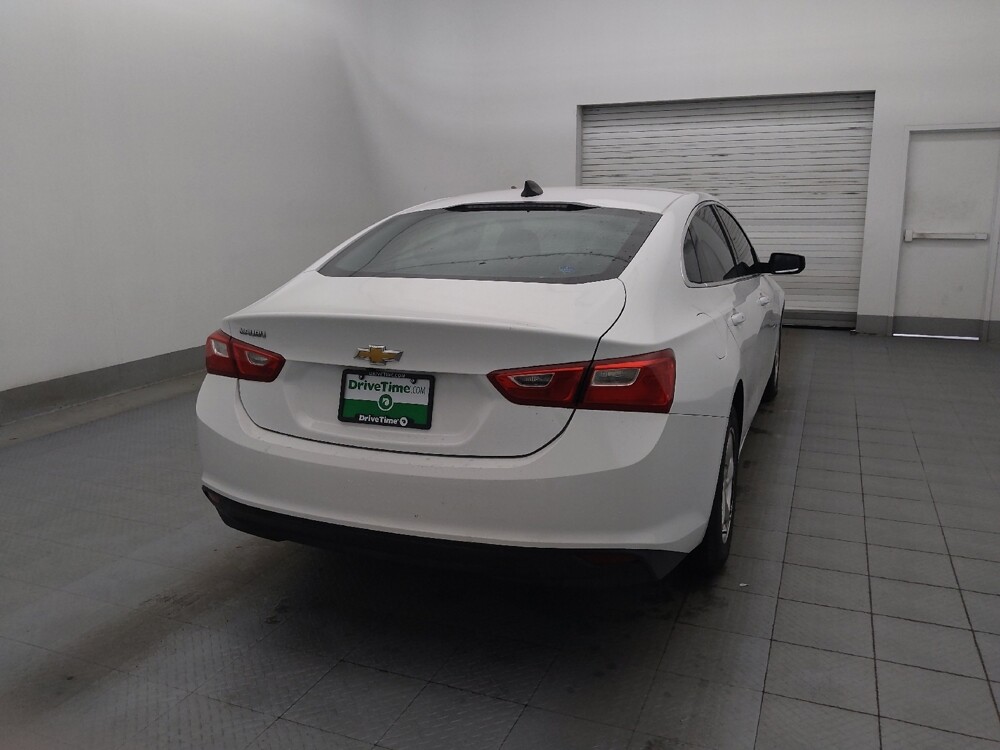 2018 Chevrolet Malibu in Bradenton, FL 34207 - 18097199 7