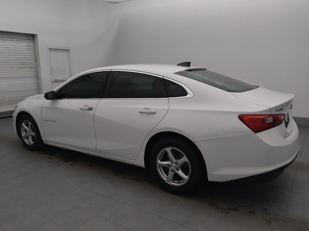 2018 Chevrolet Malibu in Bradenton, FL 34207 - 18097199 3
