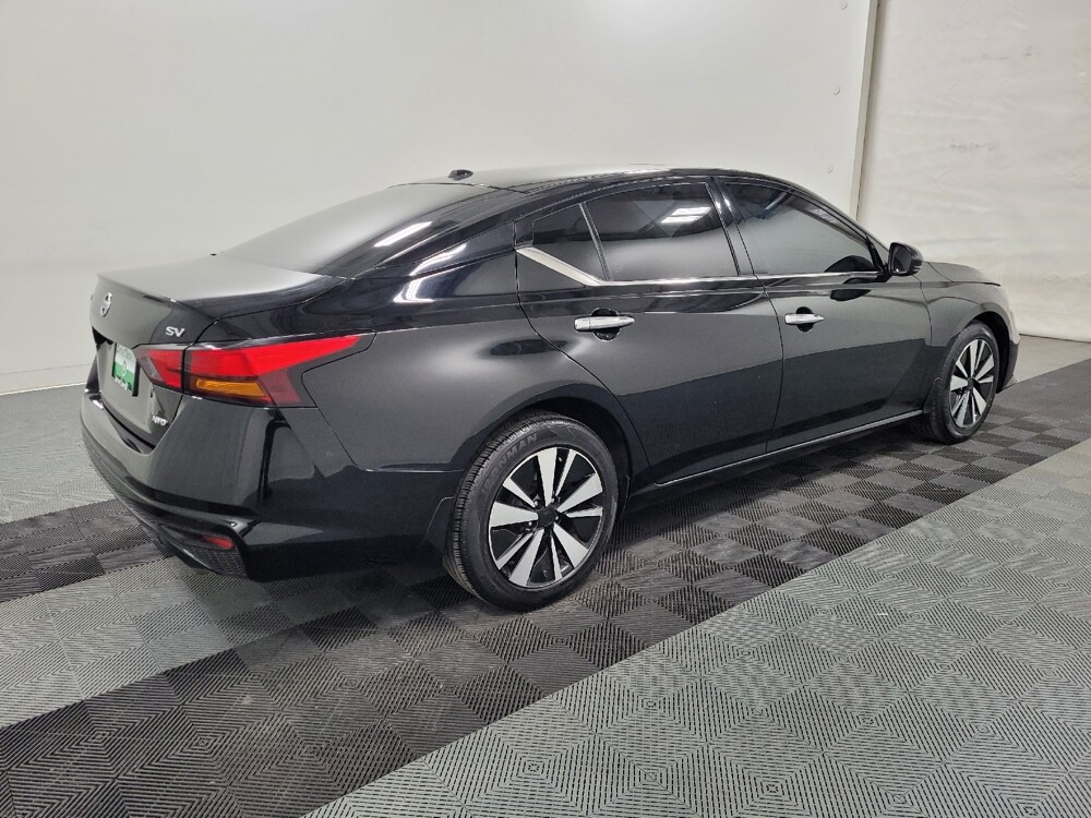 2019 Nissan Altima in Pittsburgh, PA 15236 - 18097204 10