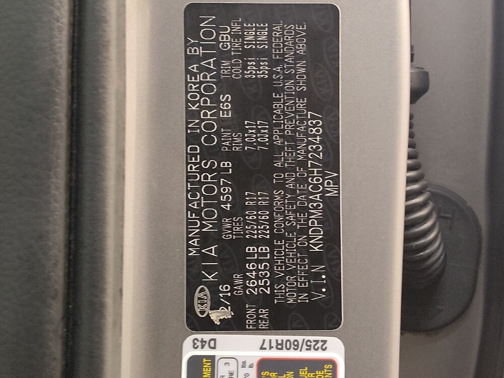 2017 Kia Sportage in Fairfield, OH 45014 - 18097211 33