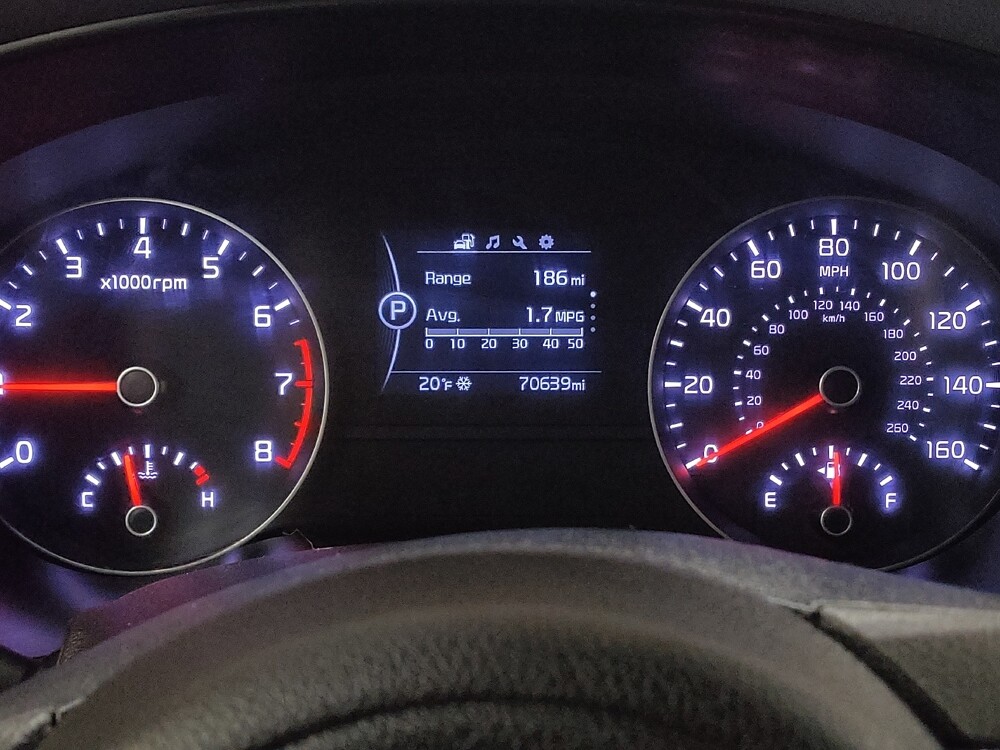 2017 Kia Sportage in Fairfield, OH 45014 - 18097211 23