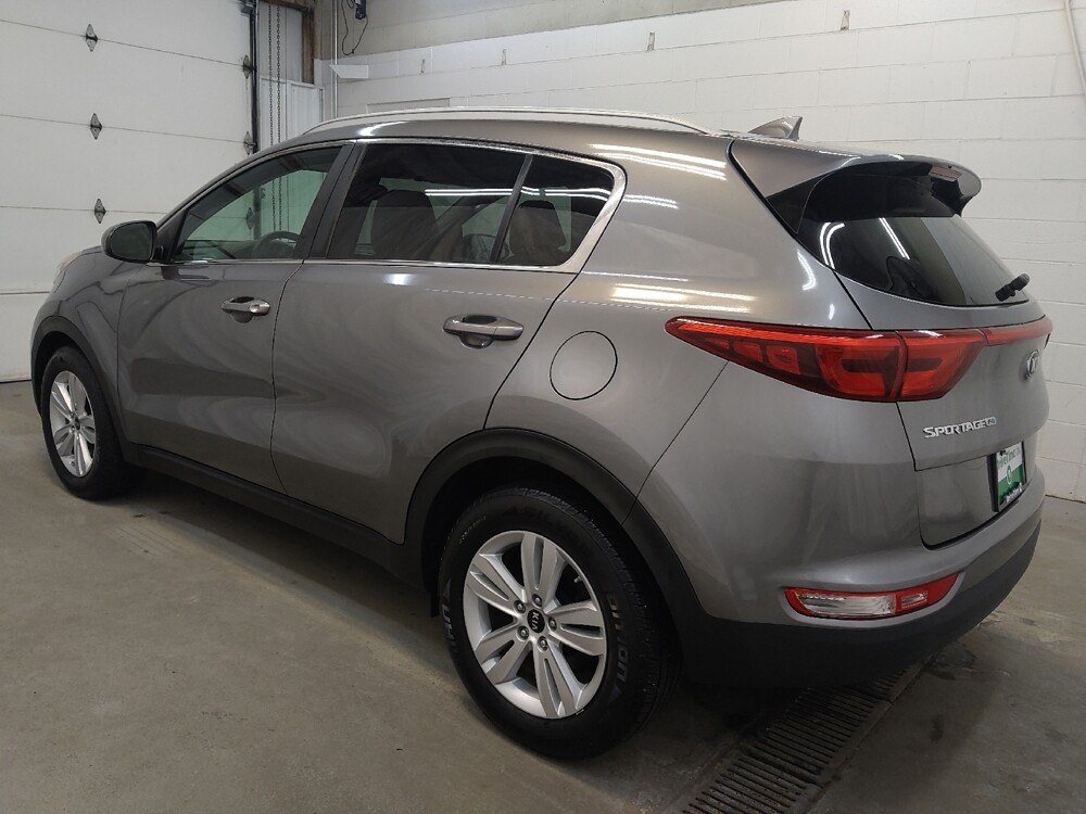2017 Kia Sportage in Fairfield, OH 45014 - 18097211 3