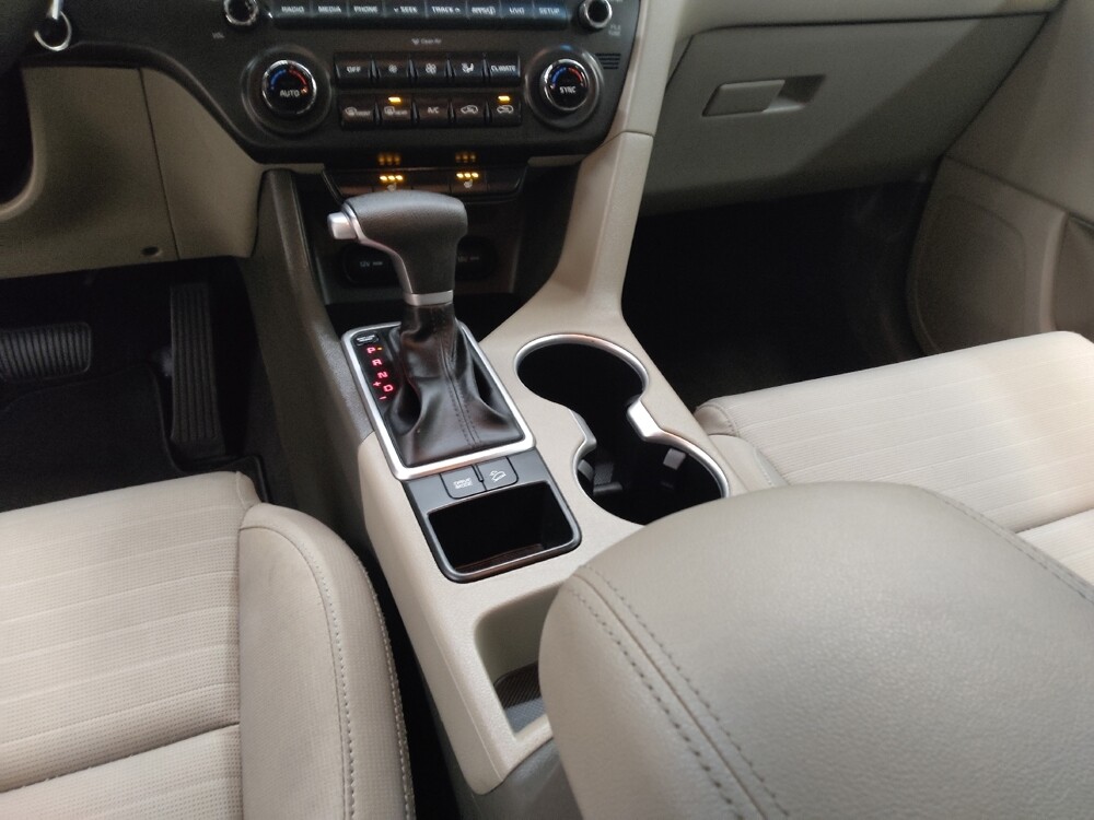 2017 Kia Sportage in Fairfield, OH 45014 - 18097211 26