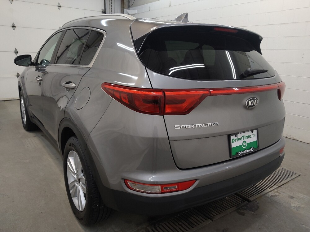 2017 Kia Sportage in Fairfield, OH 45014 - 18097211 5