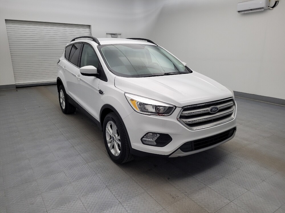 2018 Ford Escape in Fairfield, OH 45014 - 18097214 13