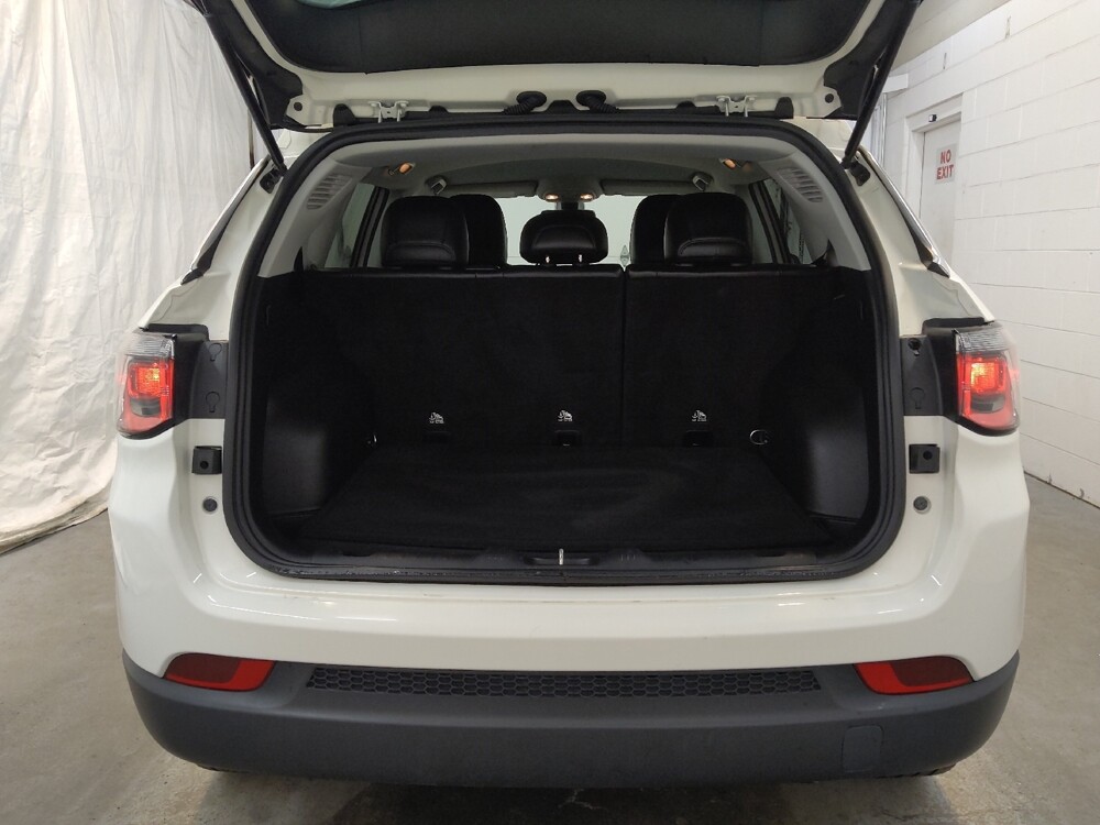 2021 Jeep Compass in Fairfield, OH 45014 - 18097215 29