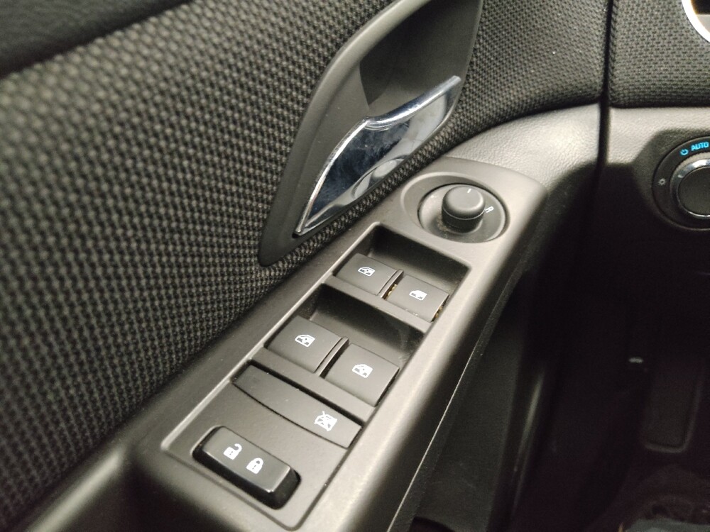 2015 Chevrolet Cruze in Peoria, IL 61615 - 18097217 27