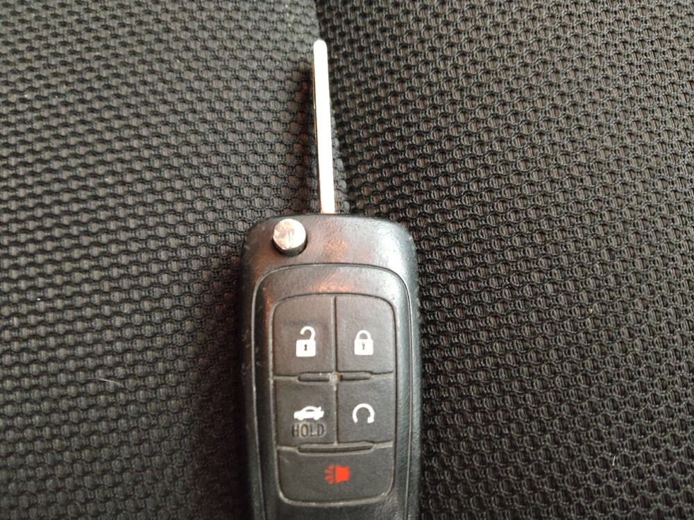 2015 Chevrolet Cruze in Peoria, IL 61615 - 18097217 32