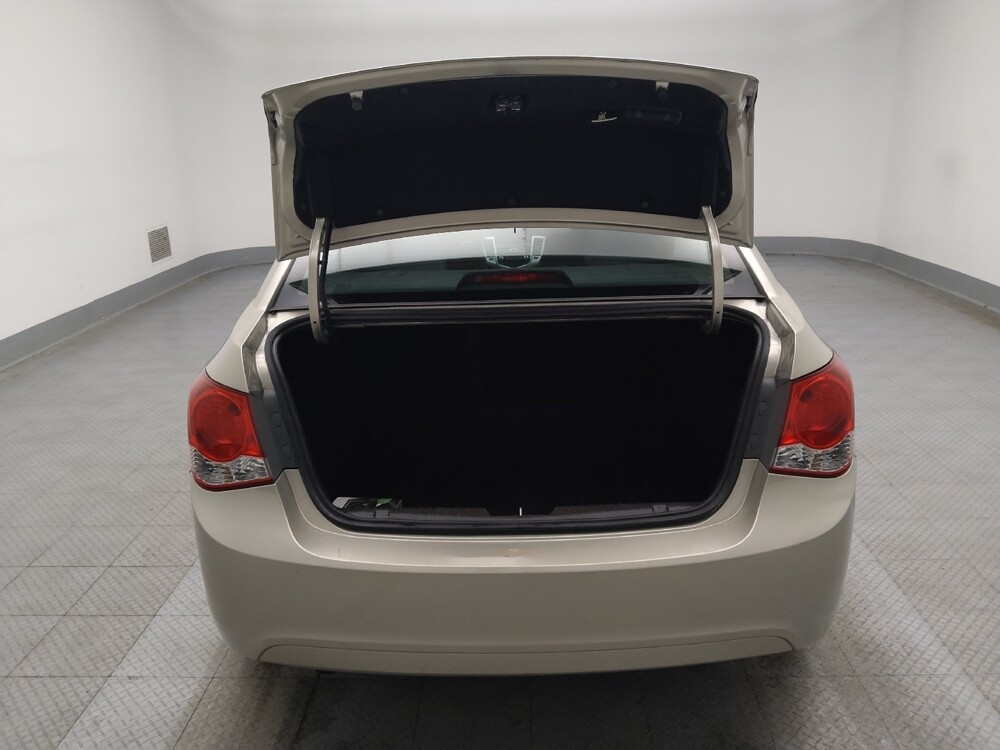 2015 Chevrolet Cruze in Peoria, IL 61615 - 18097217 29