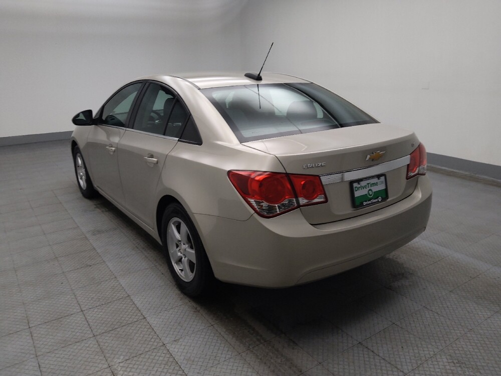 2015 Chevrolet Cruze in Peoria, IL 61615 - 18097217 5