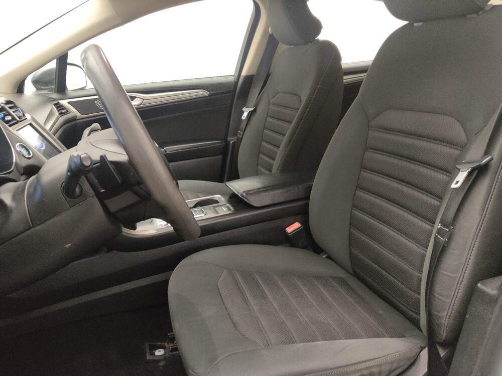 2019 Ford Fusion in Macon, GA 31210 - 18097219 17