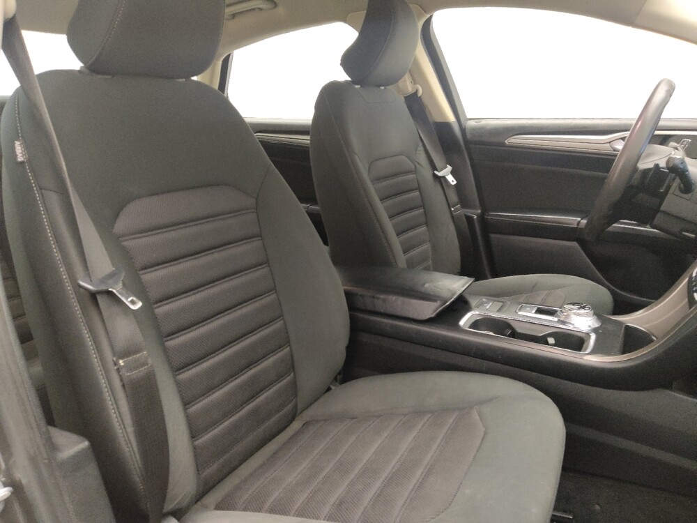 2019 Ford Fusion in Macon, GA 31210 - 18097219 21