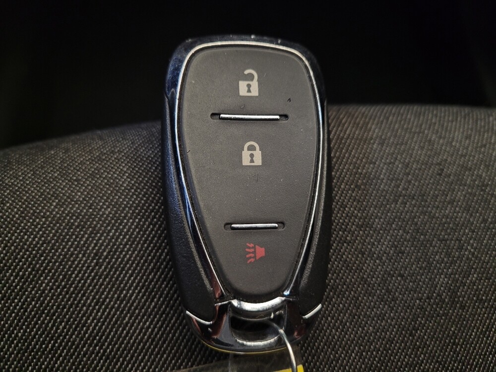 2021 Chevrolet Equinox in Fairfield, OH 45014 - 18097221 32