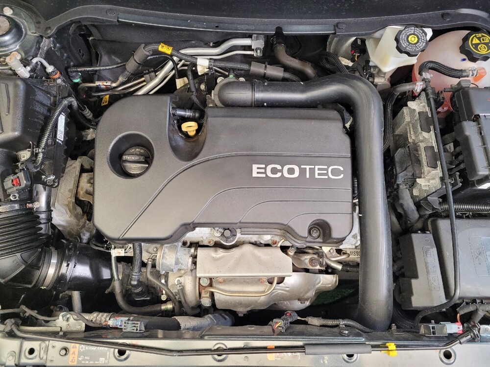 2021 Chevrolet Equinox in Fairfield, OH 45014 - 18097221 30