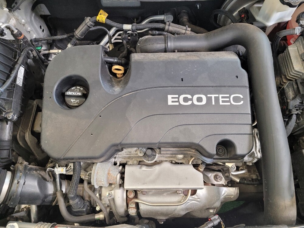 2019 Chevrolet Equinox in Fairfield, OH 45014 - 18097222 30