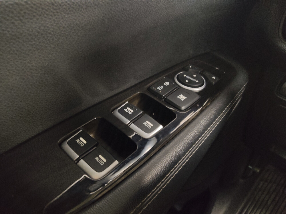 2020 Kia Sorento in Morrow, GA 30260 - 18097225 27