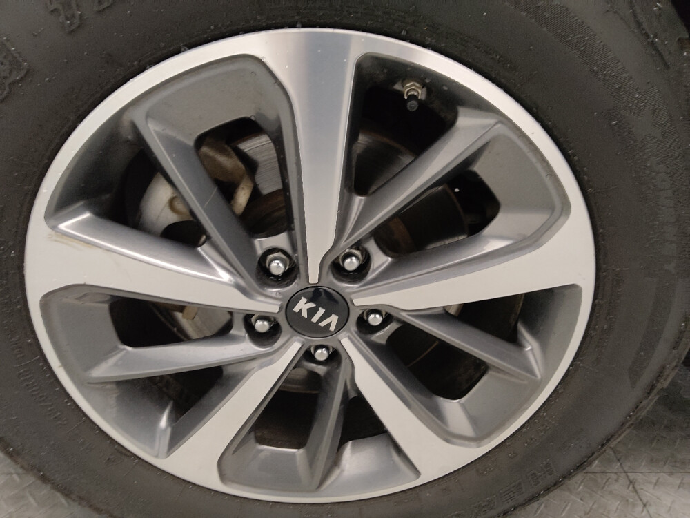 2020 Kia Sorento in Morrow, GA 30260 - 18097225 31