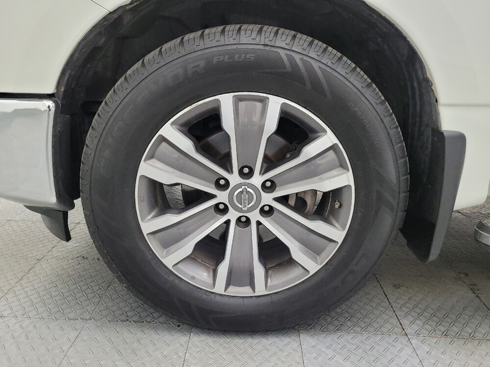 2017 Nissan Titan in Mesa, AZ 85210 - 18097226 31