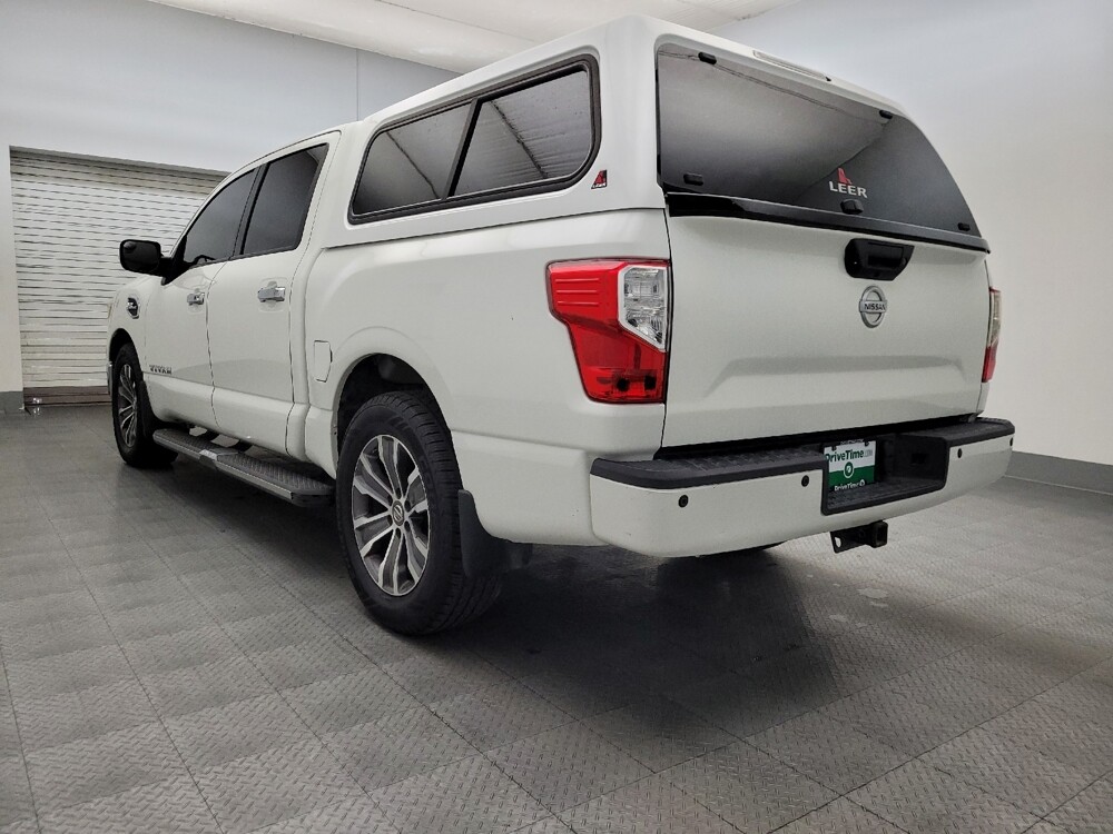 2017 Nissan Titan in Mesa, AZ 85210 - 18097226 5
