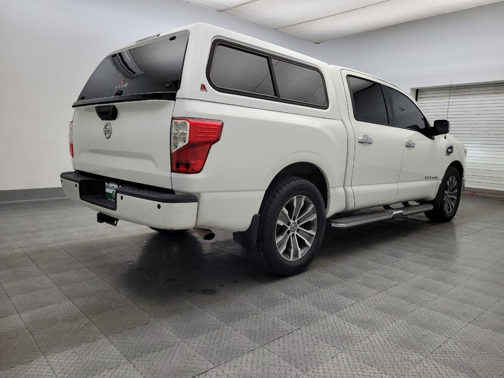 2017 Nissan Titan in Mesa, AZ 85210 - 18097226 9