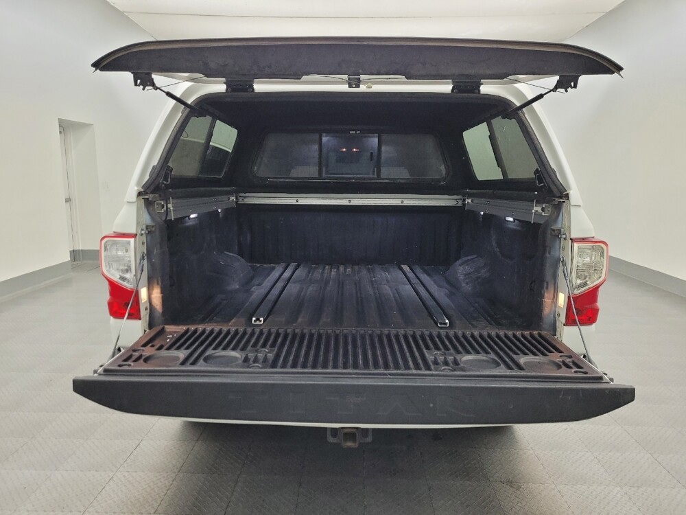 2017 Nissan Titan in Mesa, AZ 85210 - 18097226 29