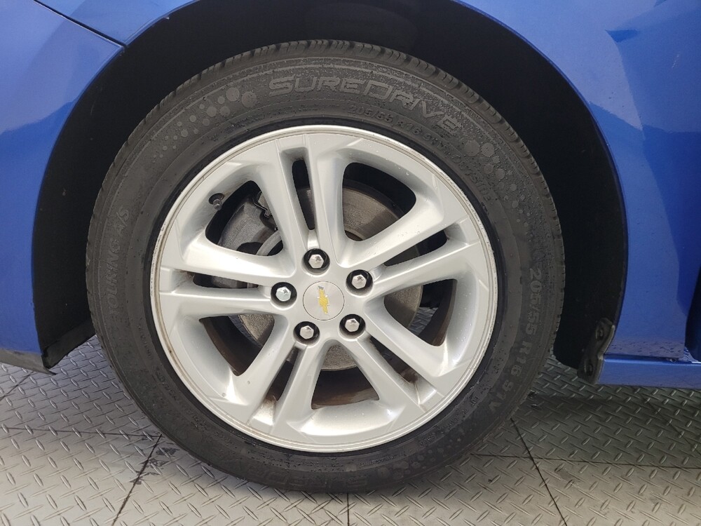 2018 Chevrolet Cruze in Mesa, AZ 85210 - 18097227 31