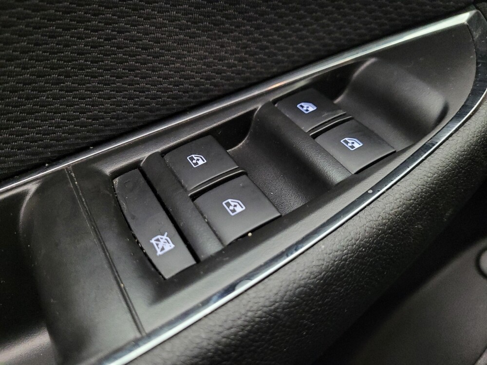 2018 Chevrolet Cruze in Mesa, AZ 85210 - 18097227 27