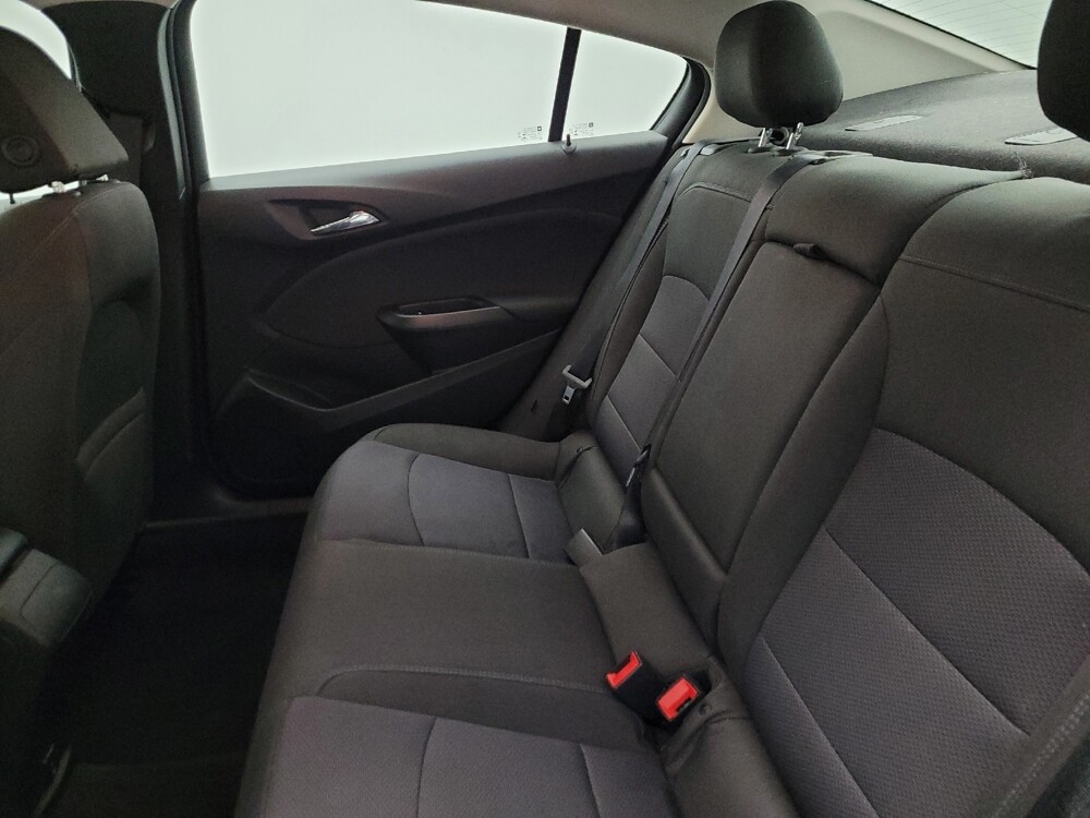 2018 Chevrolet Cruze in Mesa, AZ 85210 - 18097227 18