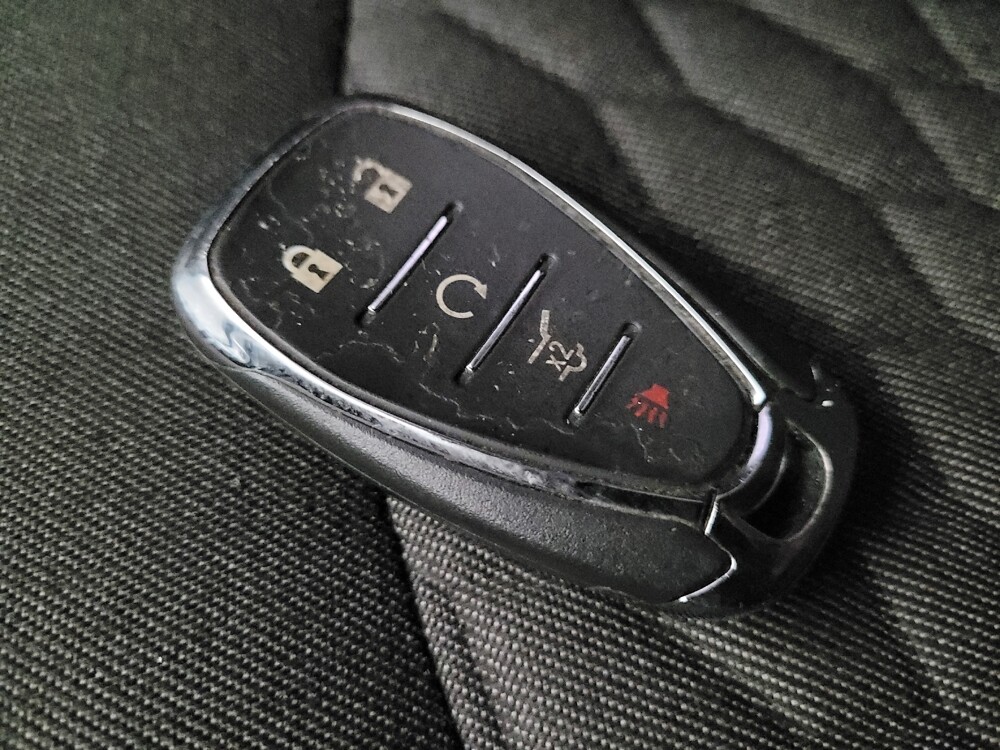 2019 Chevrolet Equinox in Mesa, AZ 85210 - 18097229 32