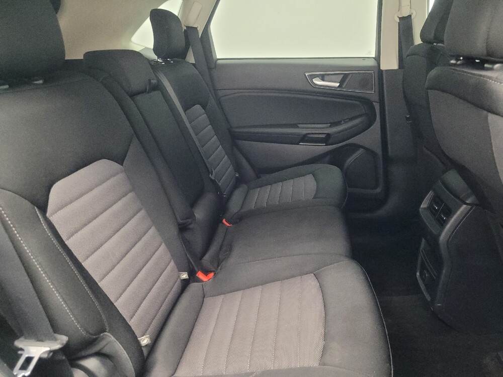 2020 Ford Edge in Highland, IN 46322 - 18097230 19