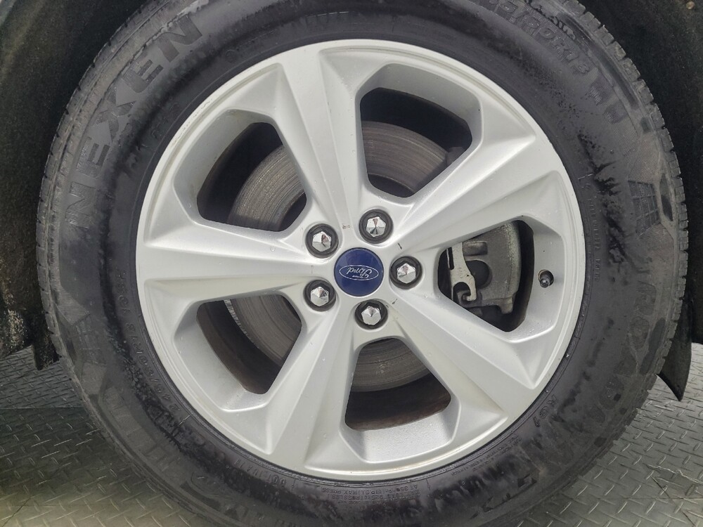 2020 Ford Edge in Highland, IN 46322 - 18097230 31