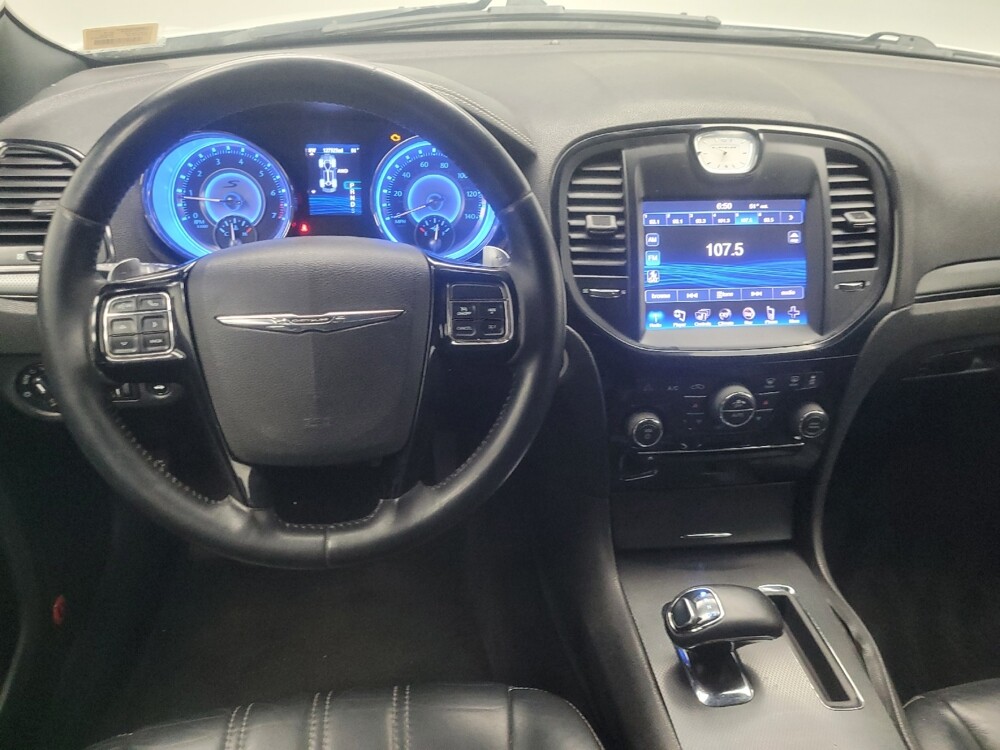 2014 Chrysler 300 in Highland, IN 46322 - 18097235 22