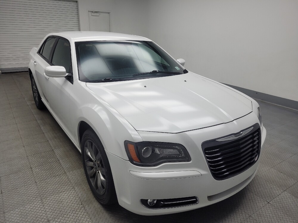 2014 Chrysler 300 in Highland, IN 46322 - 18097235 13
