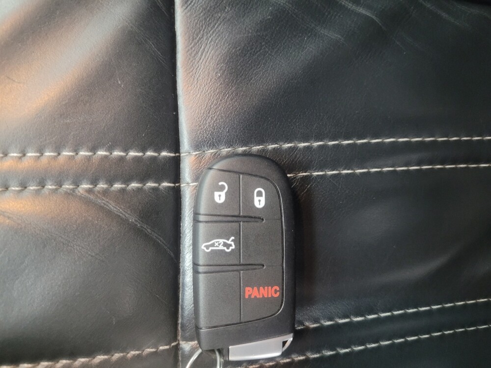 2014 Chrysler 300 in Highland, IN 46322 - 18097235 32