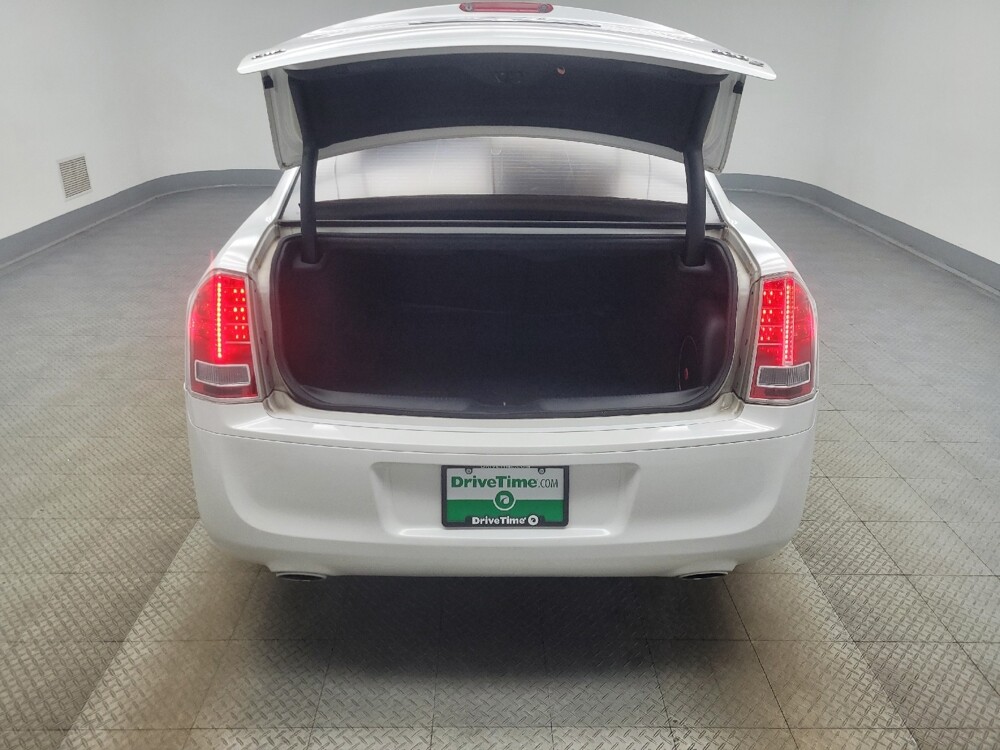 2014 Chrysler 300 in Highland, IN 46322 - 18097235 29
