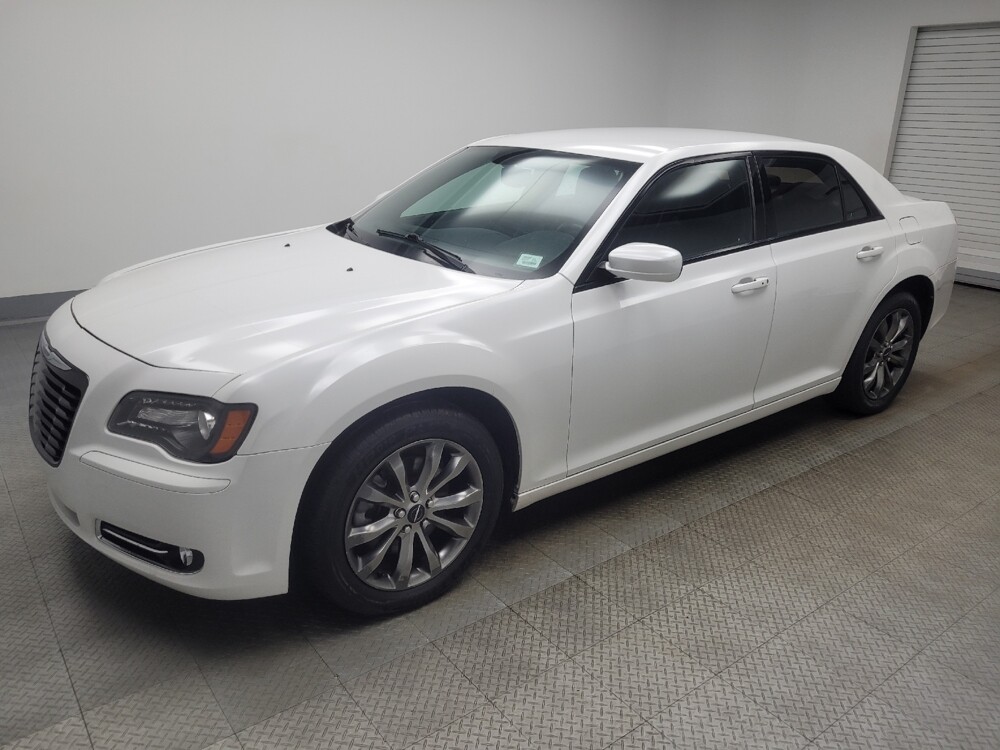 2014 Chrysler 300 in Highland, IN 46322 - 18097235 2