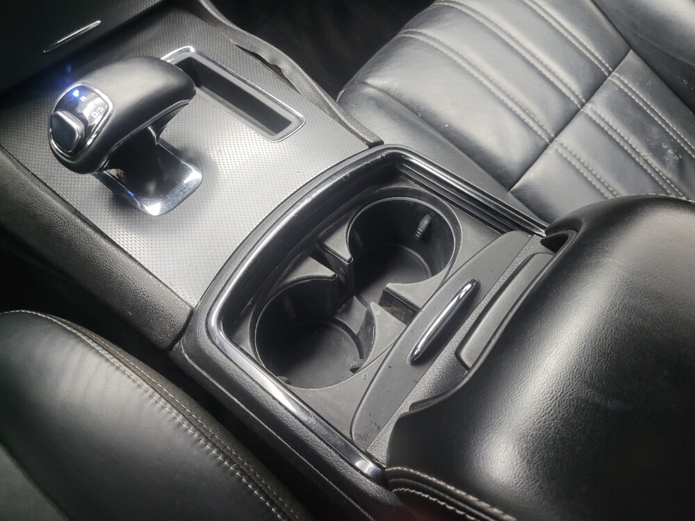 2014 Chrysler 300 in Highland, IN 46322 - 18097235 26