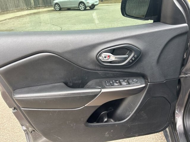 2019 Jeep Cherokee in Arvada, CO 80002 - 18097258 14