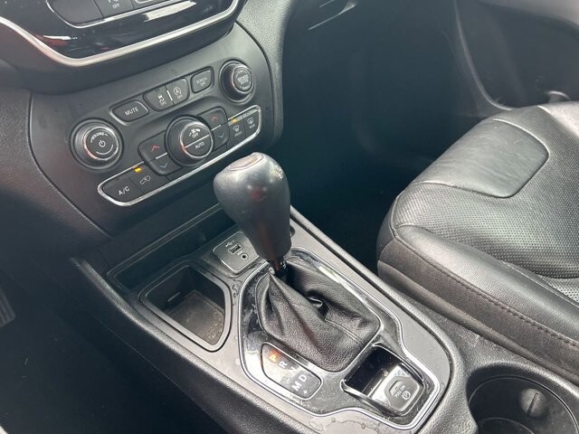 2019 Jeep Cherokee in Arvada, CO 80002 - 18097258 20