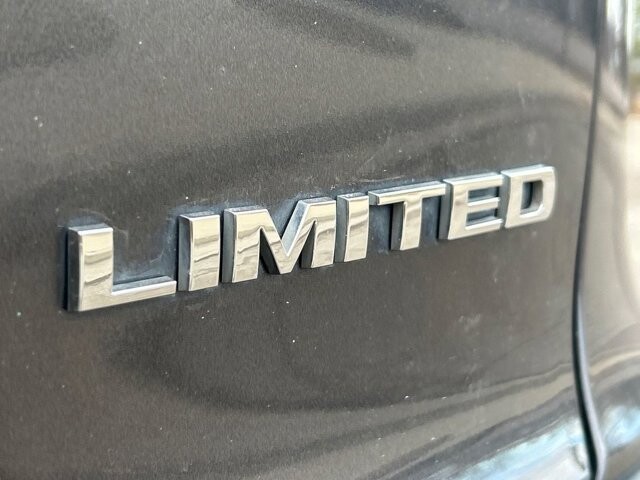 2019 Jeep Cherokee in Arvada, CO 80002 - 18097258 23