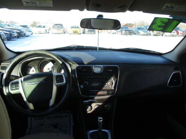 2013 Chrysler 200 in Oak Grove, MO 64075 - 18097261 11