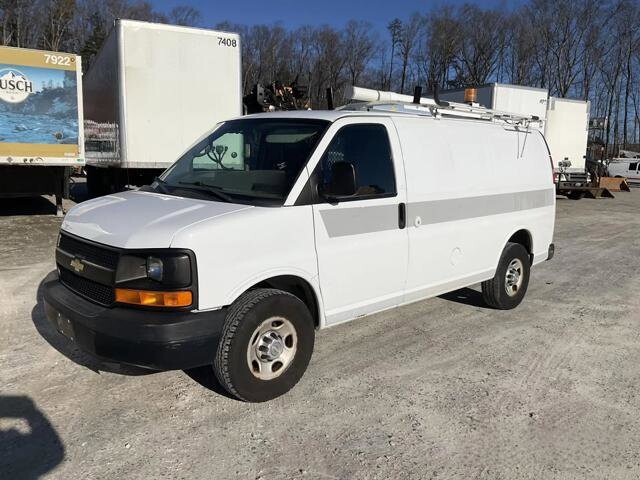 2011 Chevrolet Express 2500 in Blauvelt, NY 10913 - 18097264 4