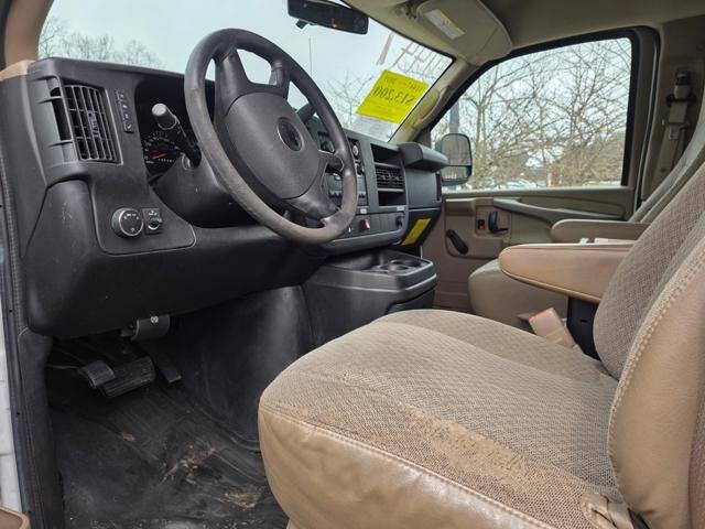 2011 Chevrolet Express 2500 in Blauvelt, NY 10913 - 18097264 10