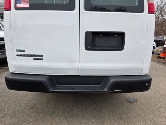 2011 Chevrolet Express 2500 in Blauvelt, NY 10913 - 18097264 44