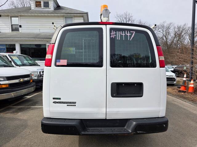 2011 Chevrolet Express 2500 in Blauvelt, NY 10913 - 18097264 7