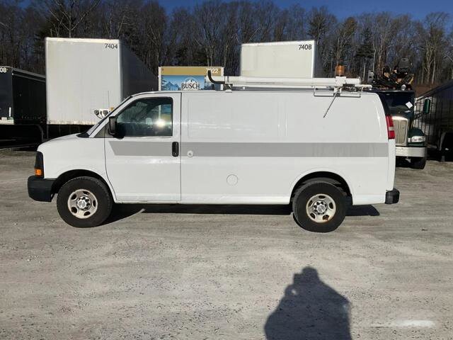 2011 Chevrolet Express 2500 in Blauvelt, NY 10913 - 18097264 5